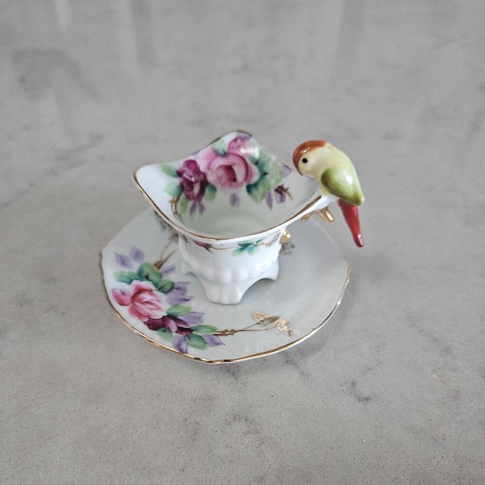 LIKE NEW RARE KT MINIATURE SQUARE-SHAPED TEACUP AND SAUCER WITH PARROT & FLOWERS